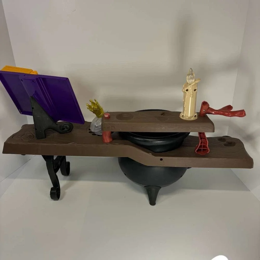 Little Tikes Magic Workshop w/ Cauldron, Frog Spellbook Mushroom- WORKS- No Plug